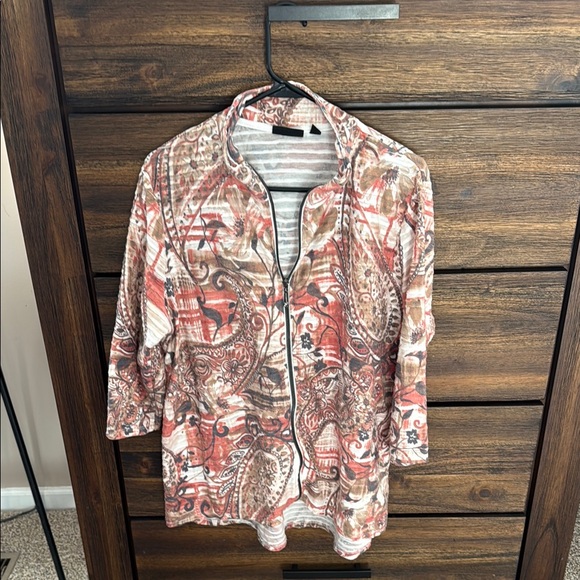 Onque Casuals Tops - Paisley Zip-Up Top